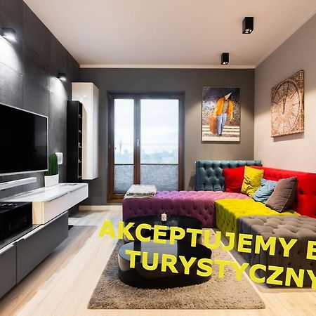 Elegant Business Accommodation With Parking - By Upstairs Krakau Buitenkant foto